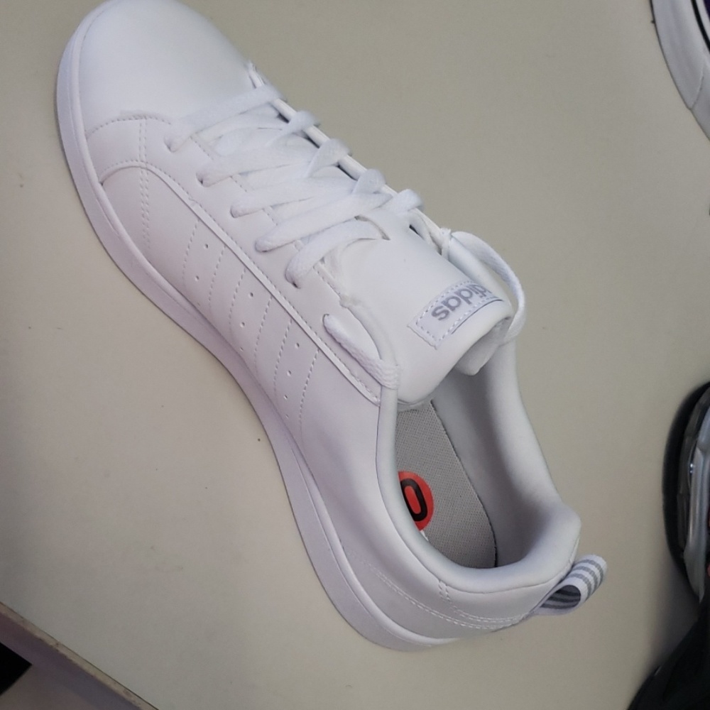 Addidas - Picture 3 of 3